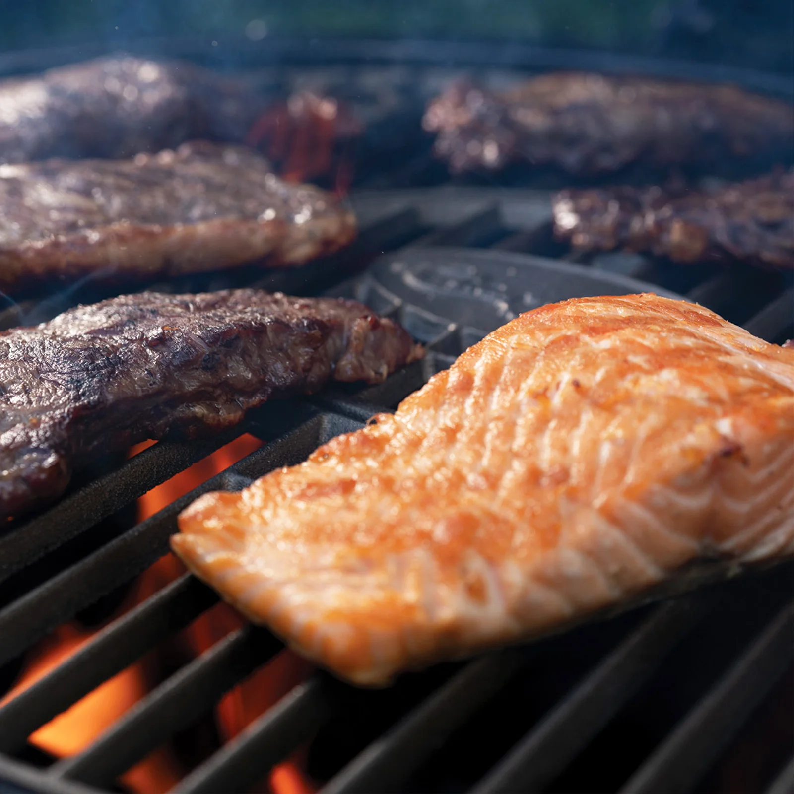 Parrilla Kamado Char Griller Akorn de 20"