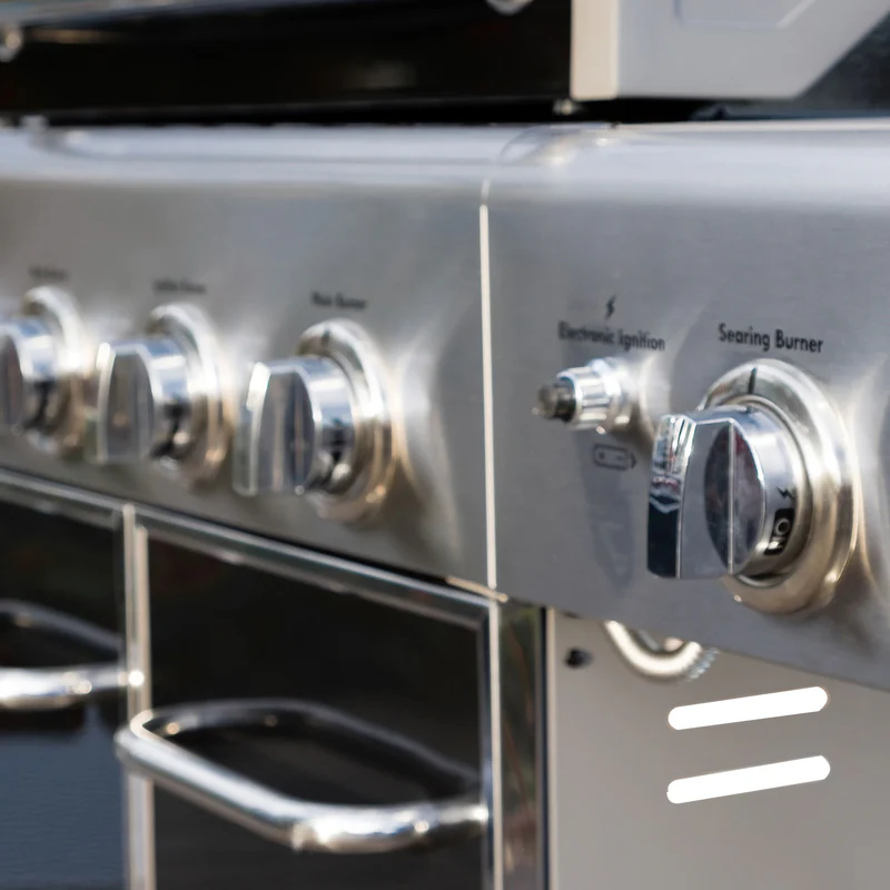 PROXIMAMENTE DICIEMBRE Parrilla a gas 4 Quemadores + Sellador lateral - Color Negro con Pack de Accesorios para Asados #2